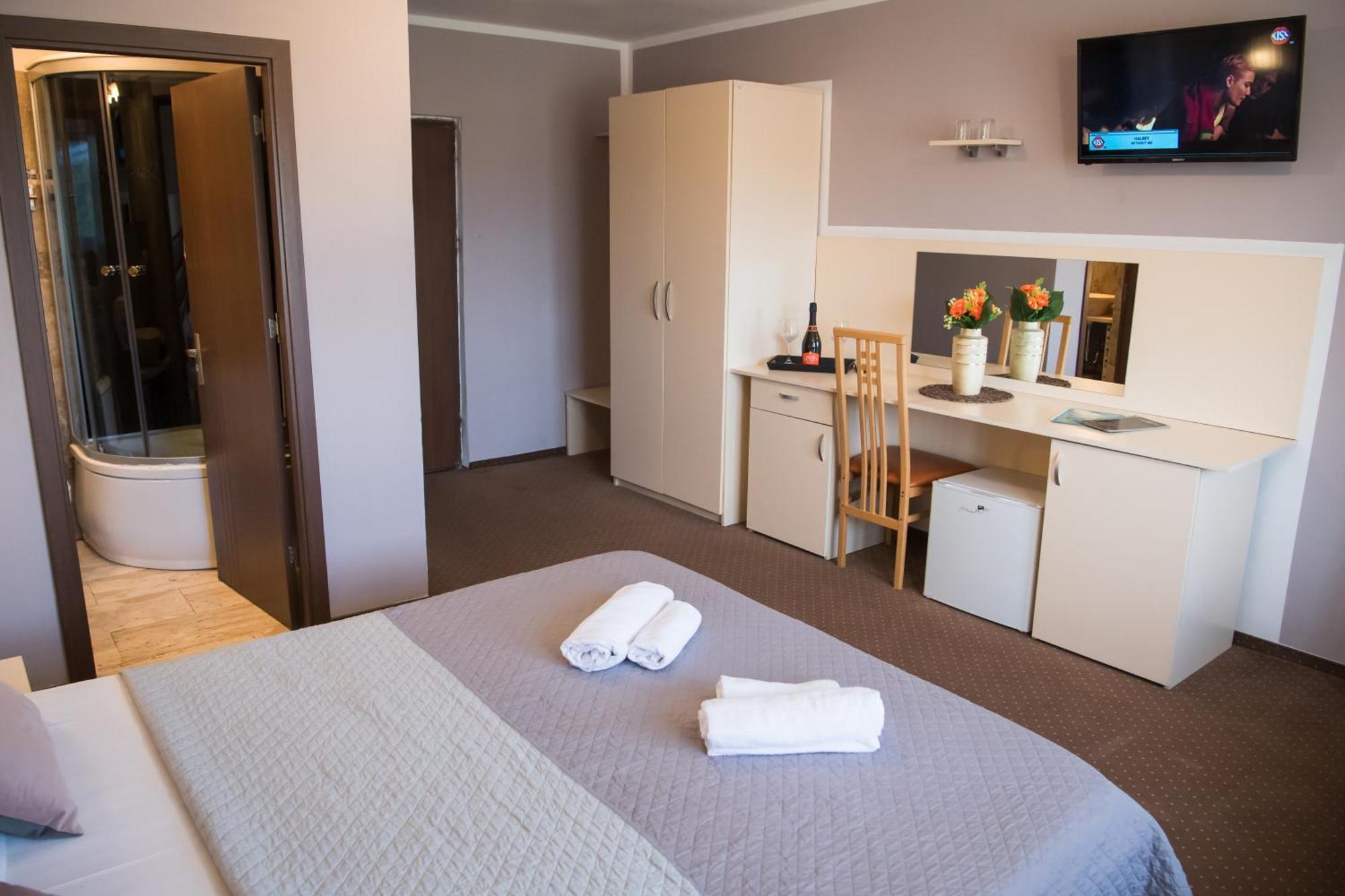Mbi Travel Inn Craiova Luaran gambar