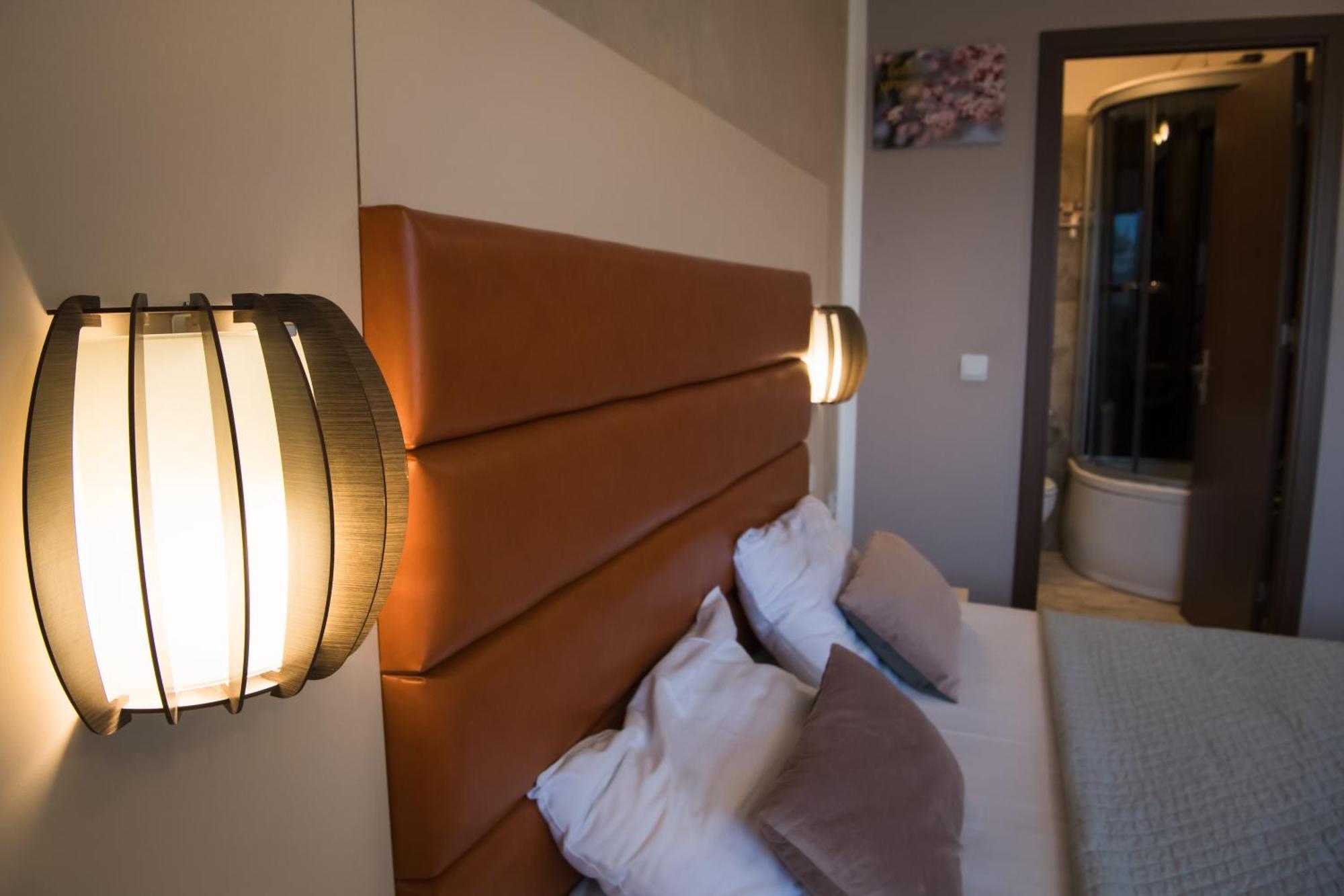 Mbi Travel Inn Craiova Luaran gambar