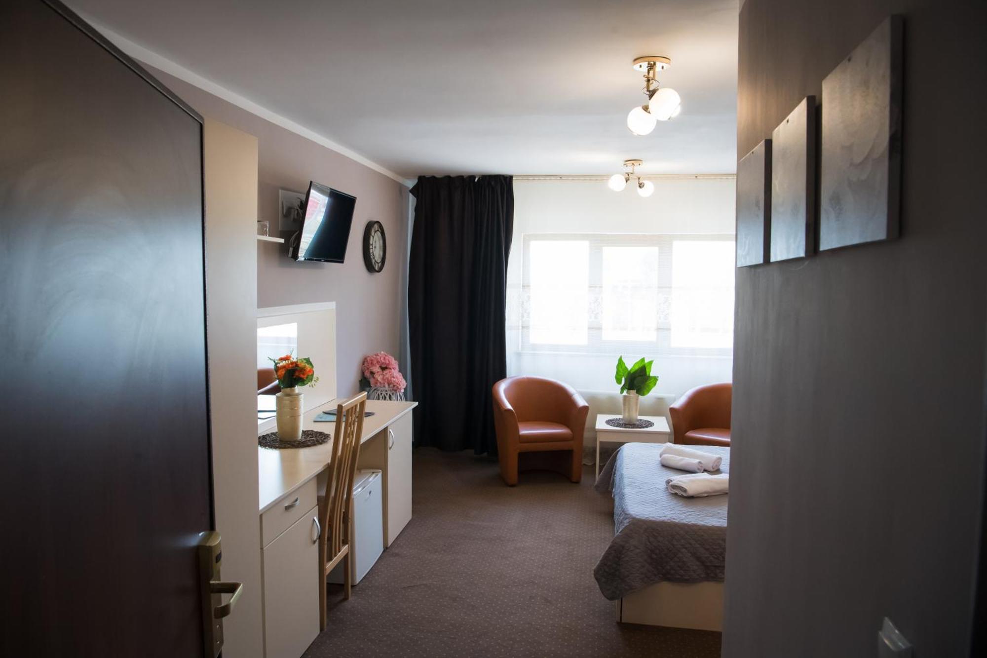 Mbi Travel Inn Craiova Luaran gambar
