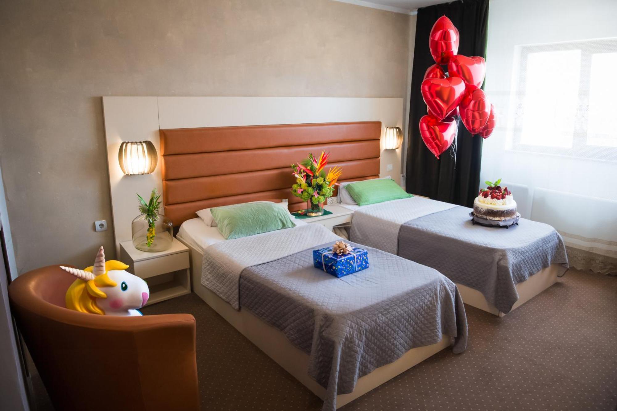 Mbi Travel Inn Craiova Luaran gambar